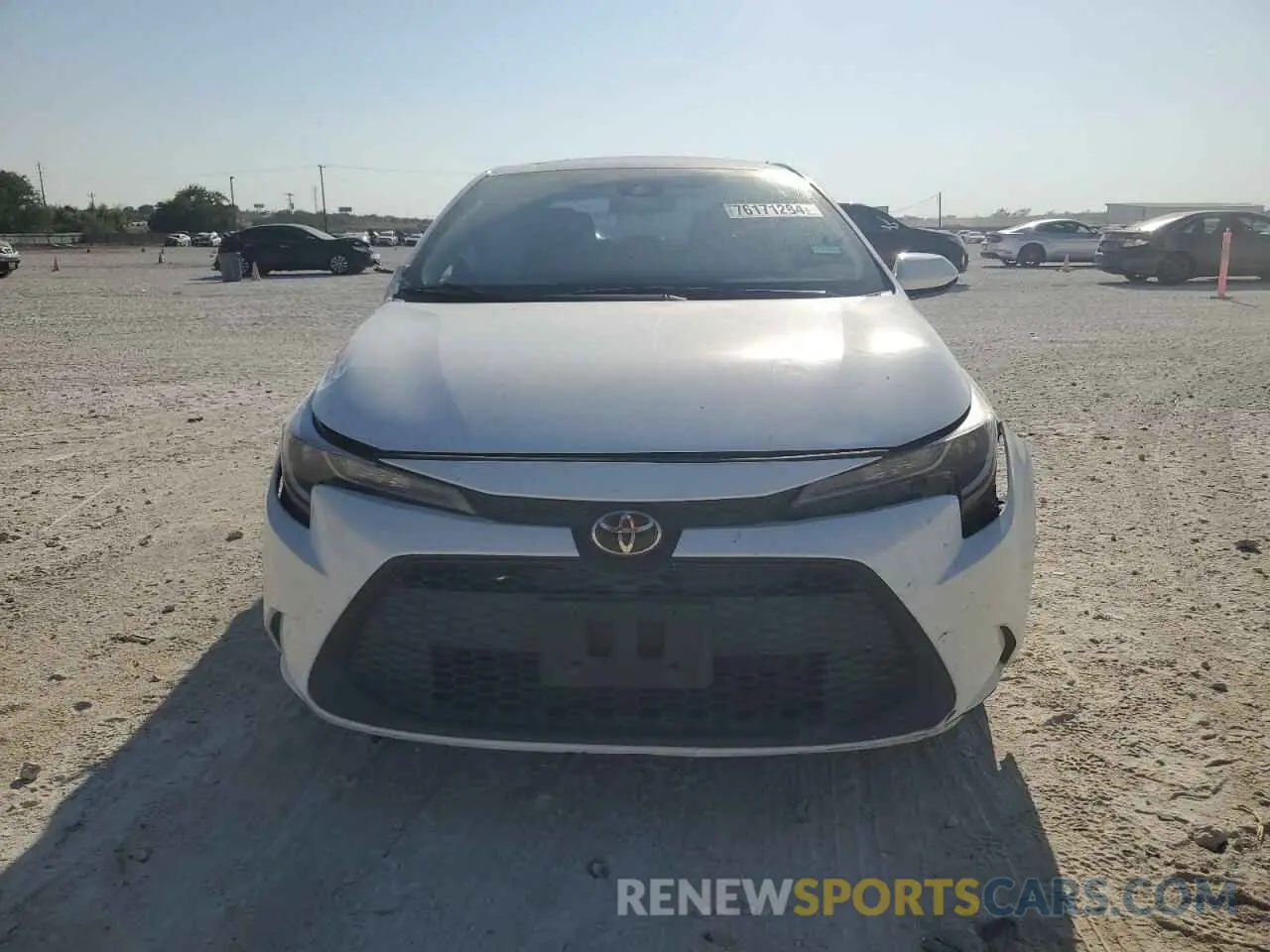 5 Photograph of a damaged car 5YFHPRAE6LP027291 TOYOTA COROLLA 2020