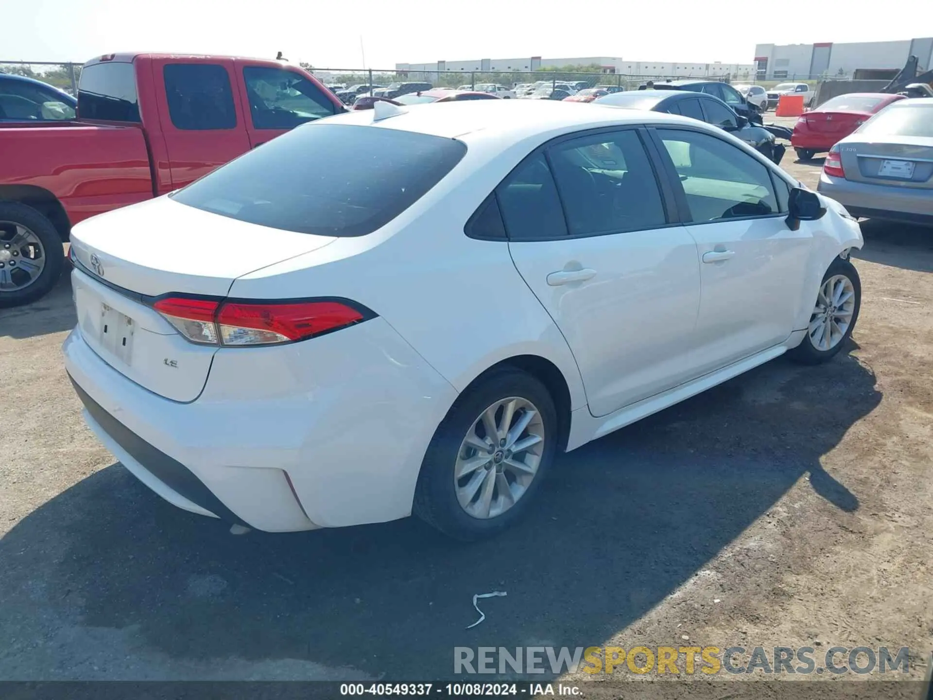 4 Photograph of a damaged car 5YFHPRAE7LP015912 TOYOTA COROLLA 2020