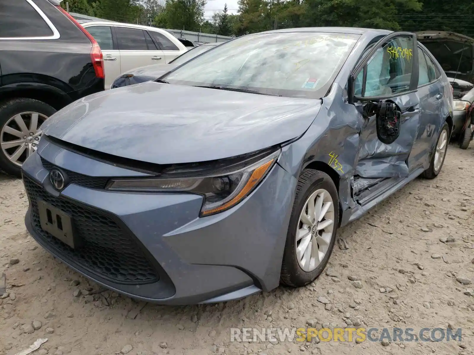 2 Photograph of a damaged car 5YFHPRAE7LP051468 TOYOTA COROLLA 2020