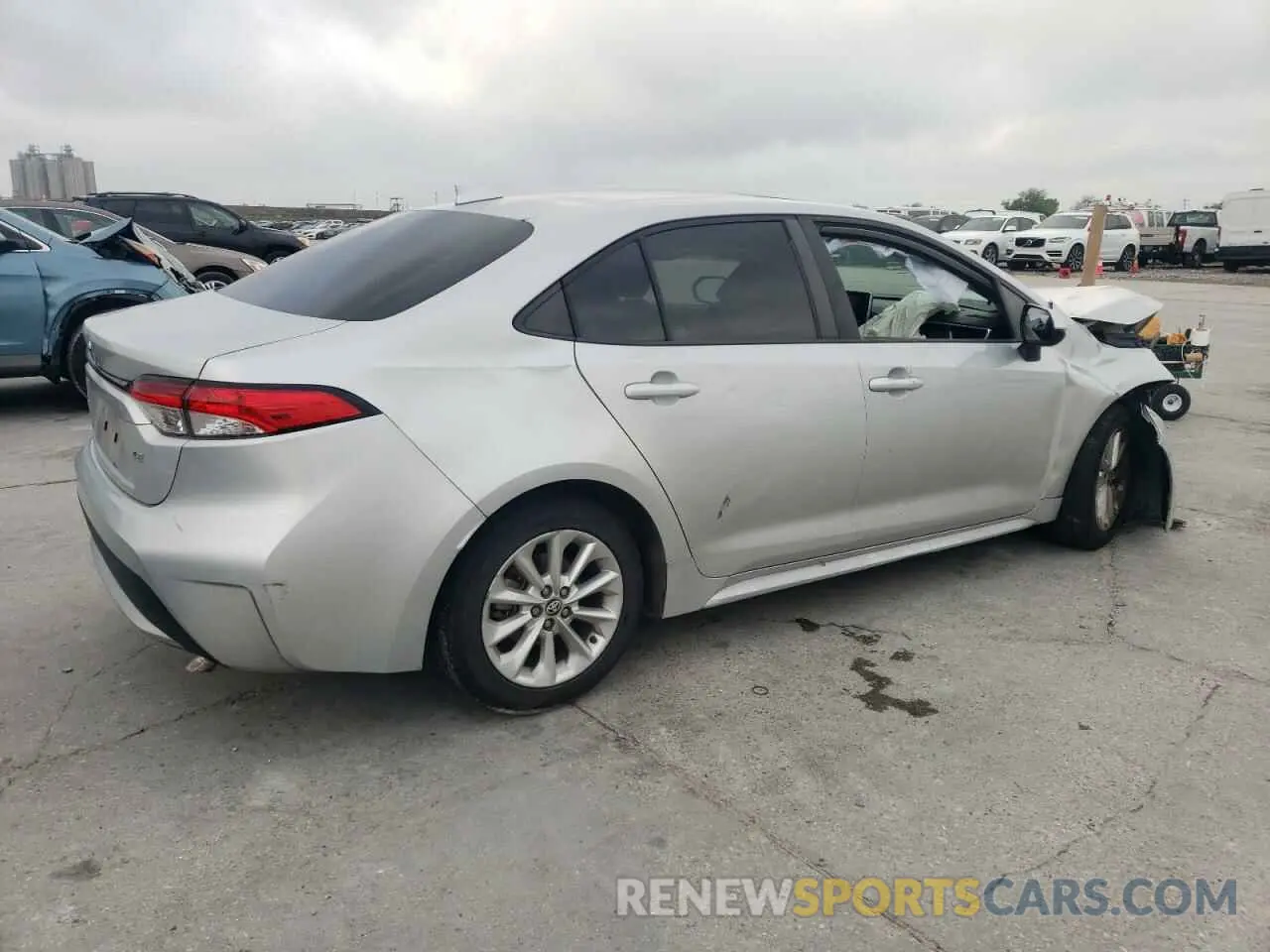 3 Photograph of a damaged car 5YFHPRAE9LP021808 TOYOTA COROLLA 2020