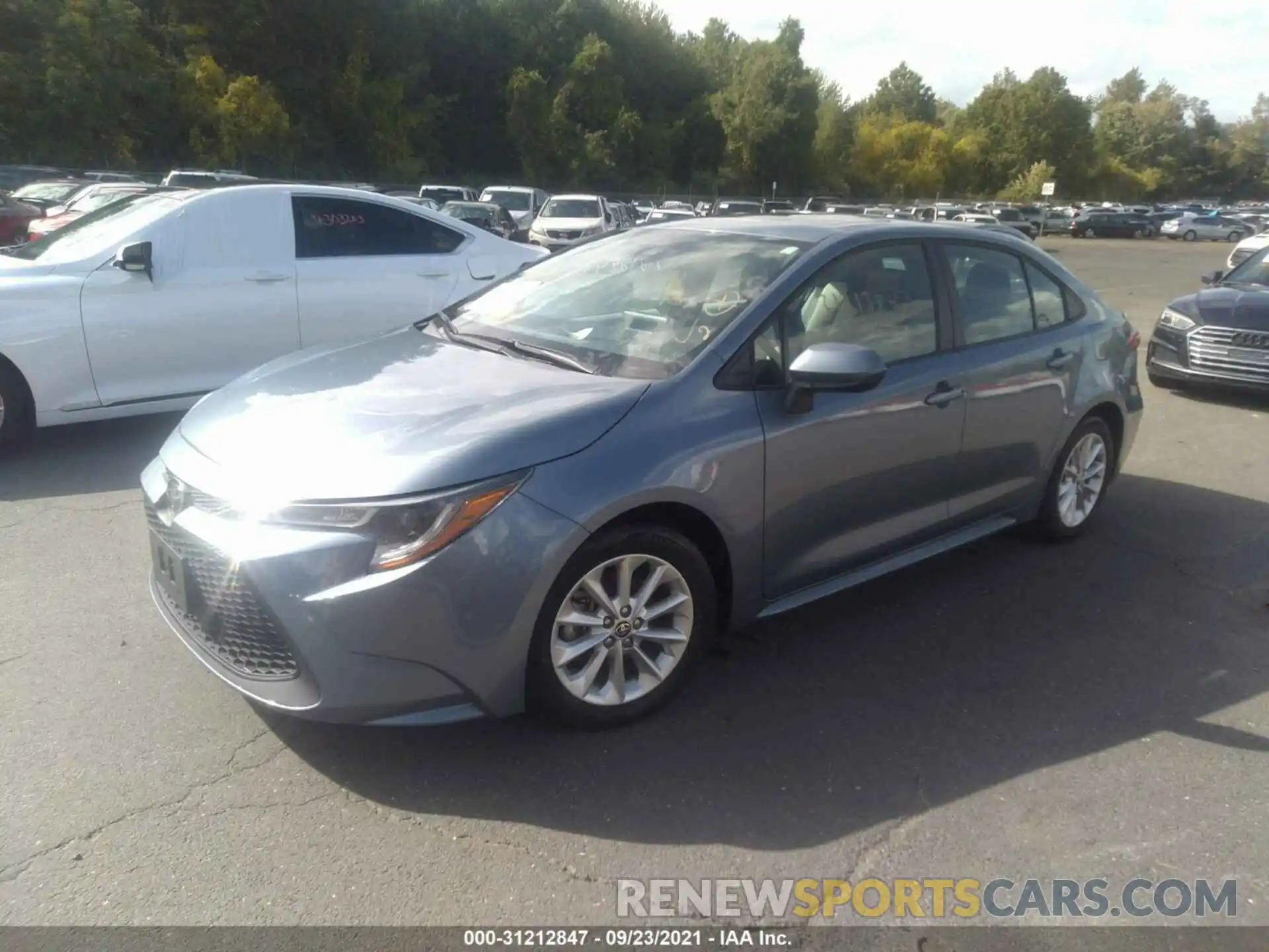 2 Photograph of a damaged car 5YFHPRAE9LP047762 TOYOTA COROLLA 2020