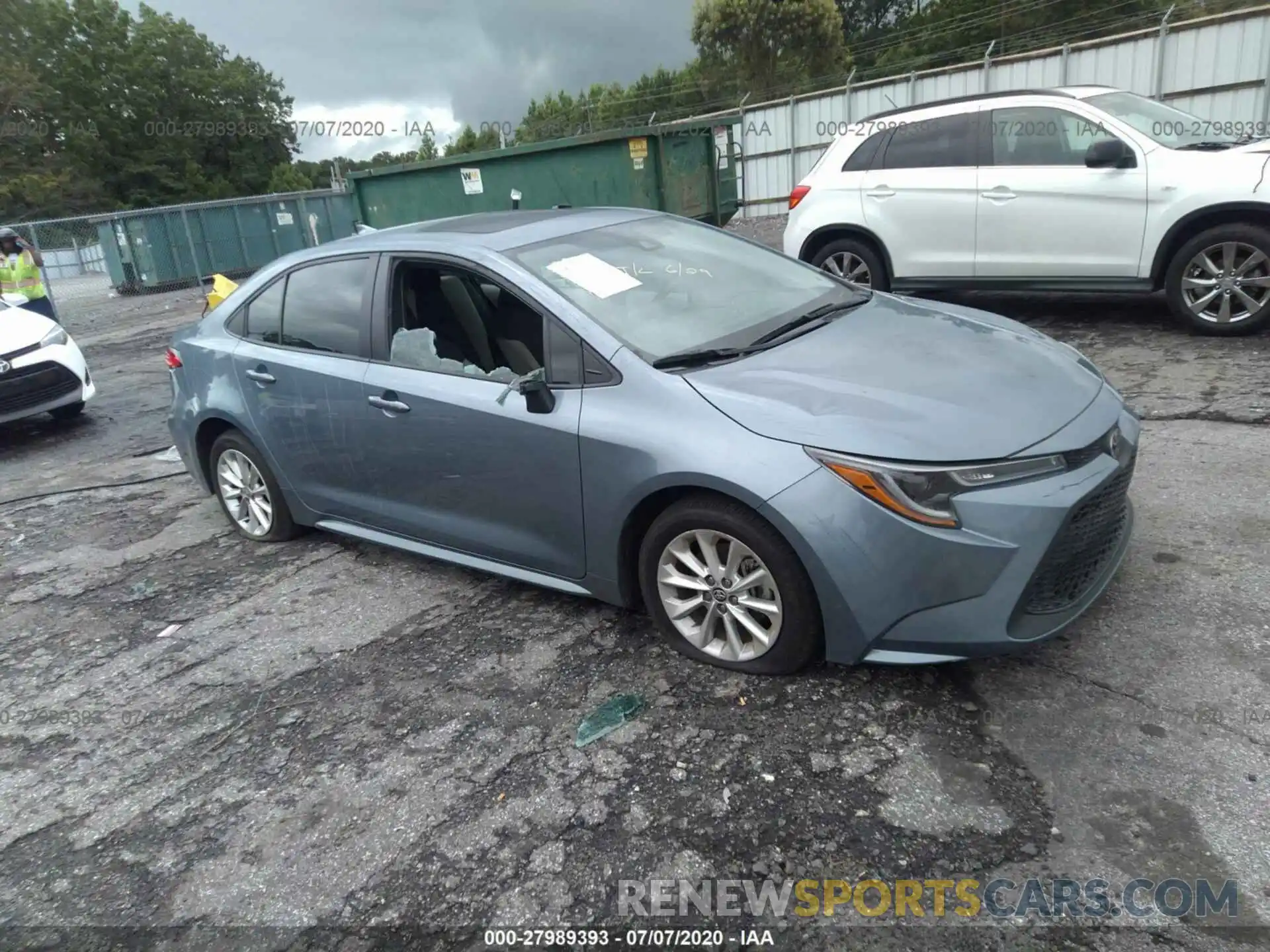 1 Photograph of a damaged car 5YFHPRAEXLP011112 TOYOTA COROLLA 2020