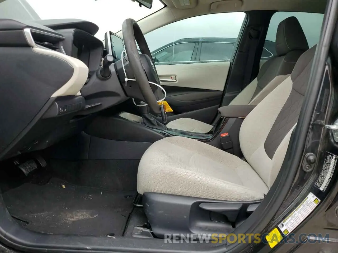 7 Photograph of a damaged car 5YFHPRAEXLP015810 TOYOTA COROLLA 2020