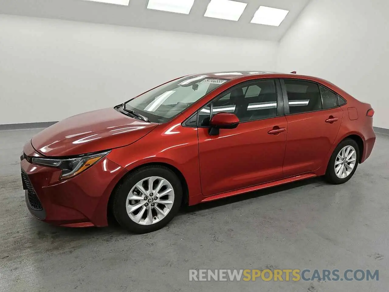 1 Photograph of a damaged car 5YFHPRAEXLP020747 TOYOTA COROLLA 2020