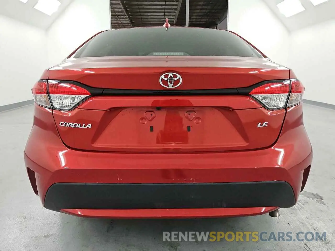 6 Photograph of a damaged car 5YFHPRAEXLP020747 TOYOTA COROLLA 2020