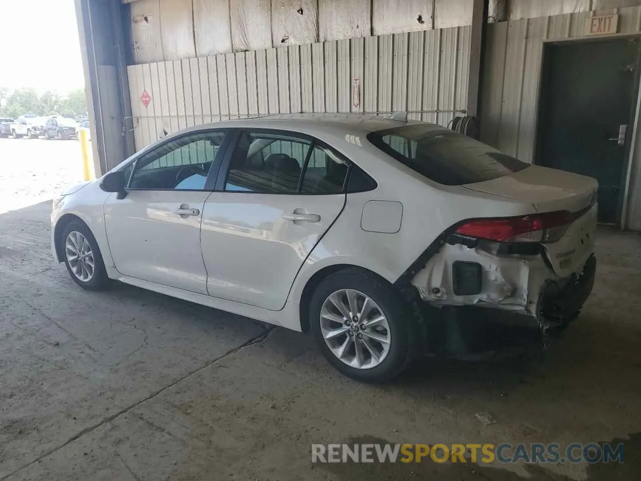 2 Photograph of a damaged car 5YFHPRAEXLP034891 TOYOTA COROLLA 2020