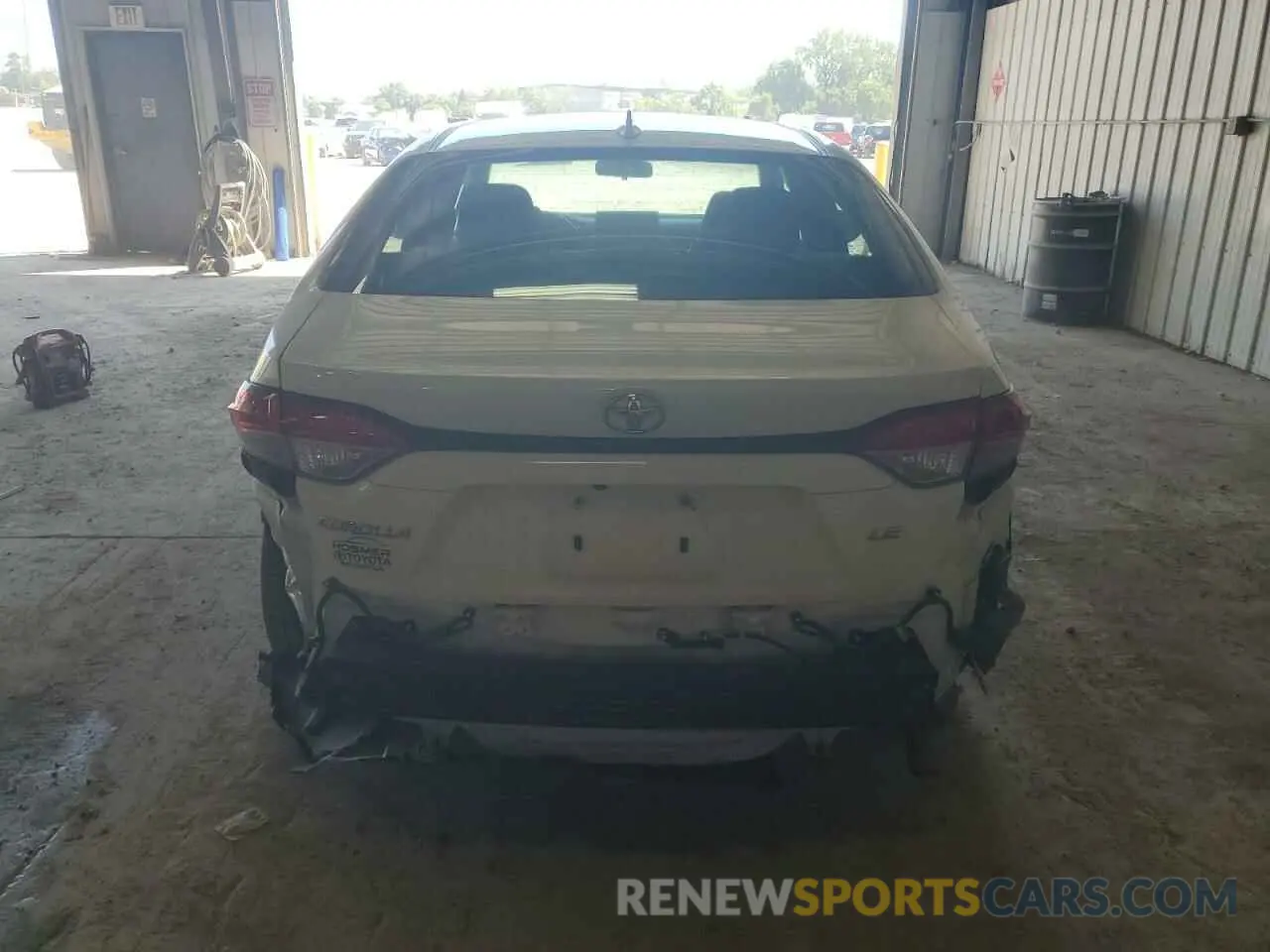 6 Photograph of a damaged car 5YFHPRAEXLP034891 TOYOTA COROLLA 2020