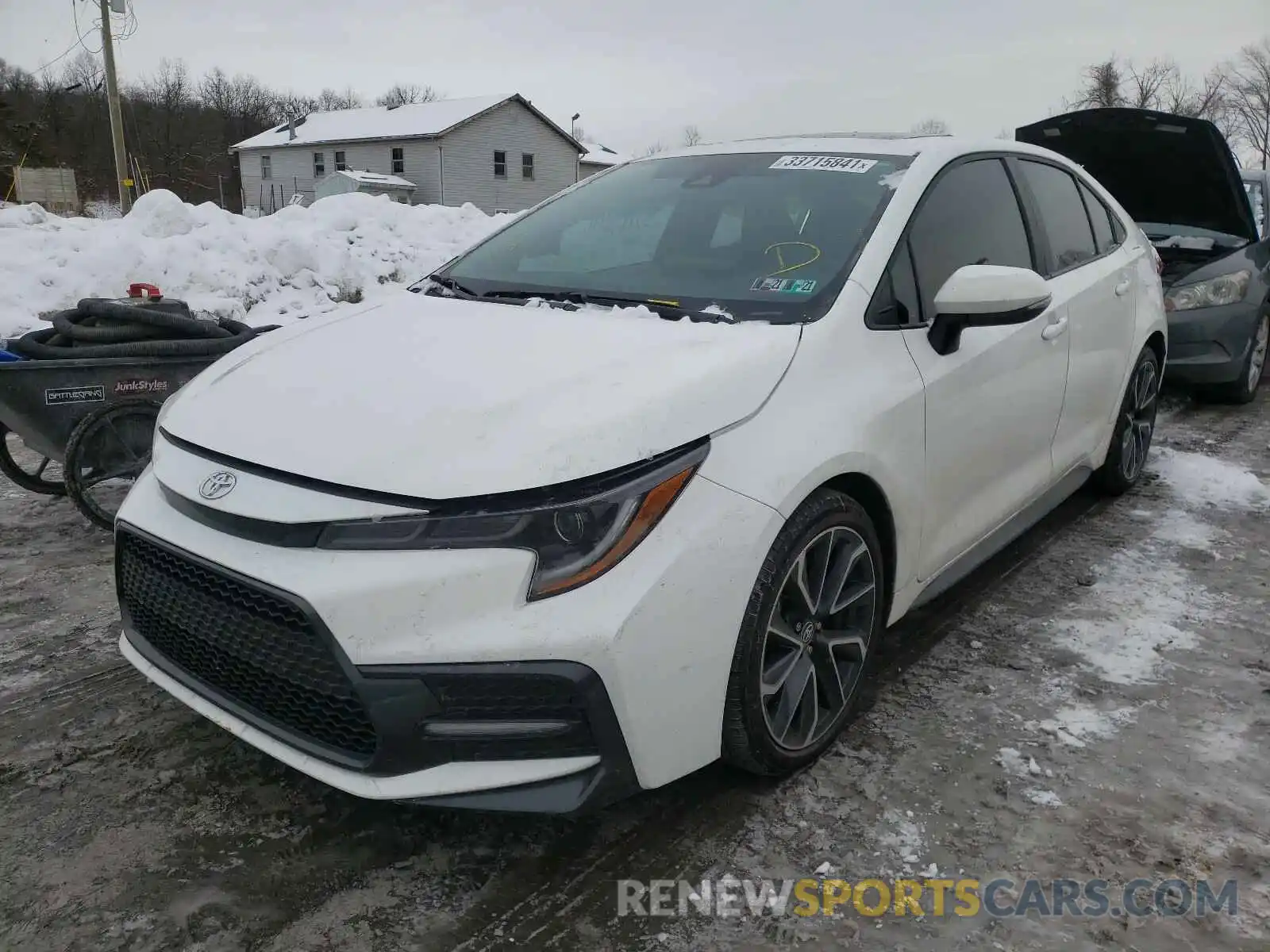 2 Photograph of a damaged car 5YFM4RCE1LP033228 TOYOTA COROLLA 2020