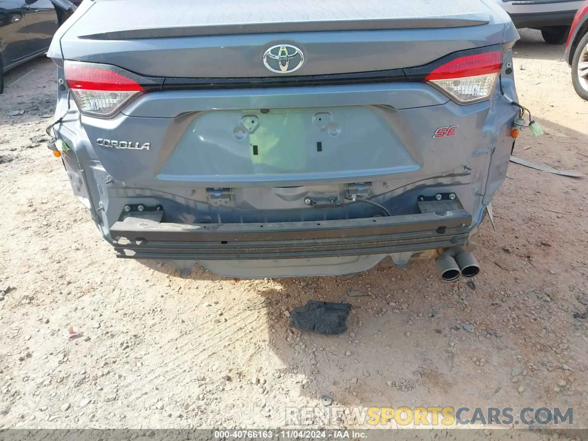 18 Photograph of a damaged car 5YFM4RCE2LP047039 TOYOTA COROLLA 2020