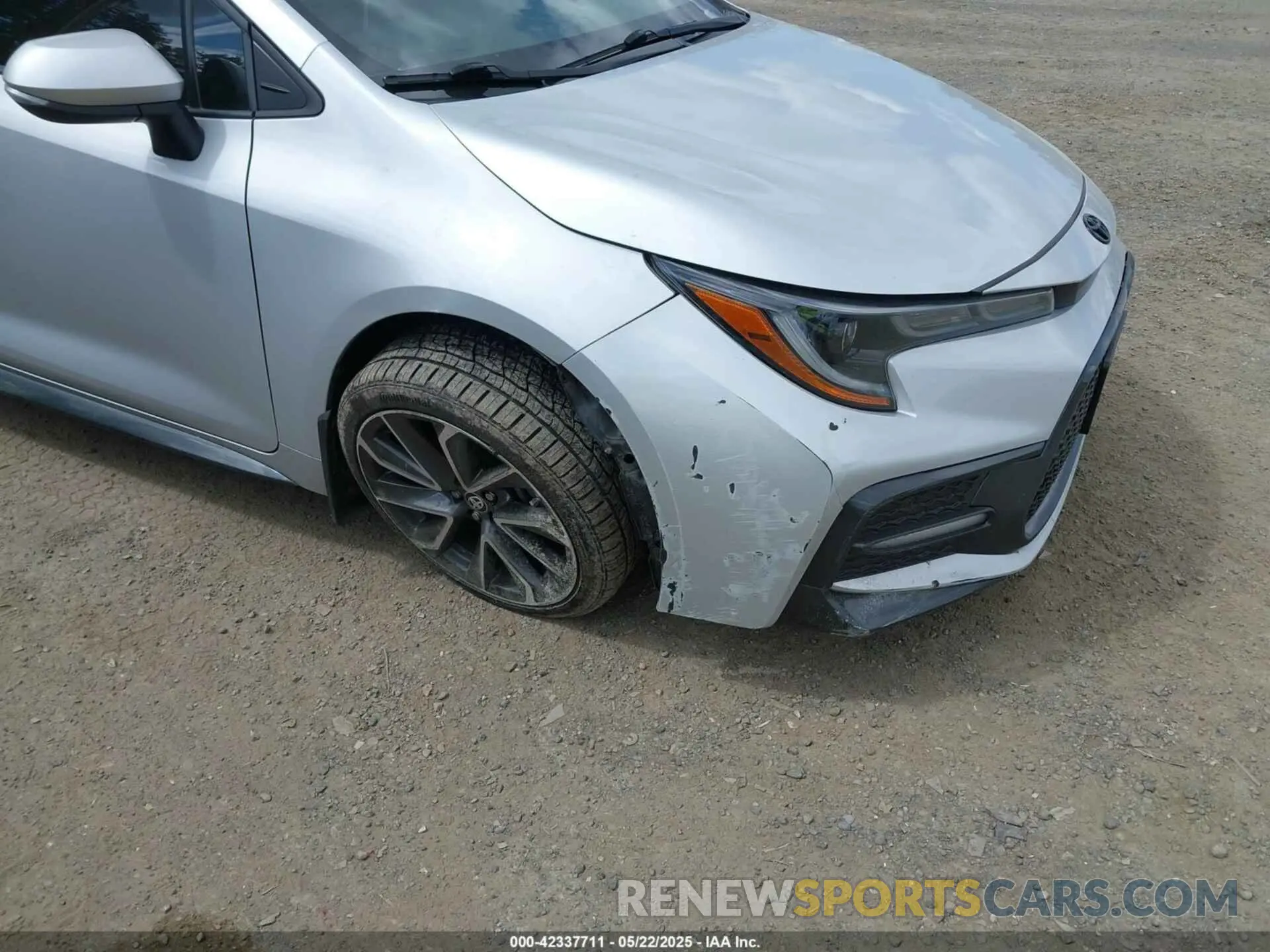 6 Photograph of a damaged car 5YFM4RCE3LP037829 TOYOTA COROLLA 2020