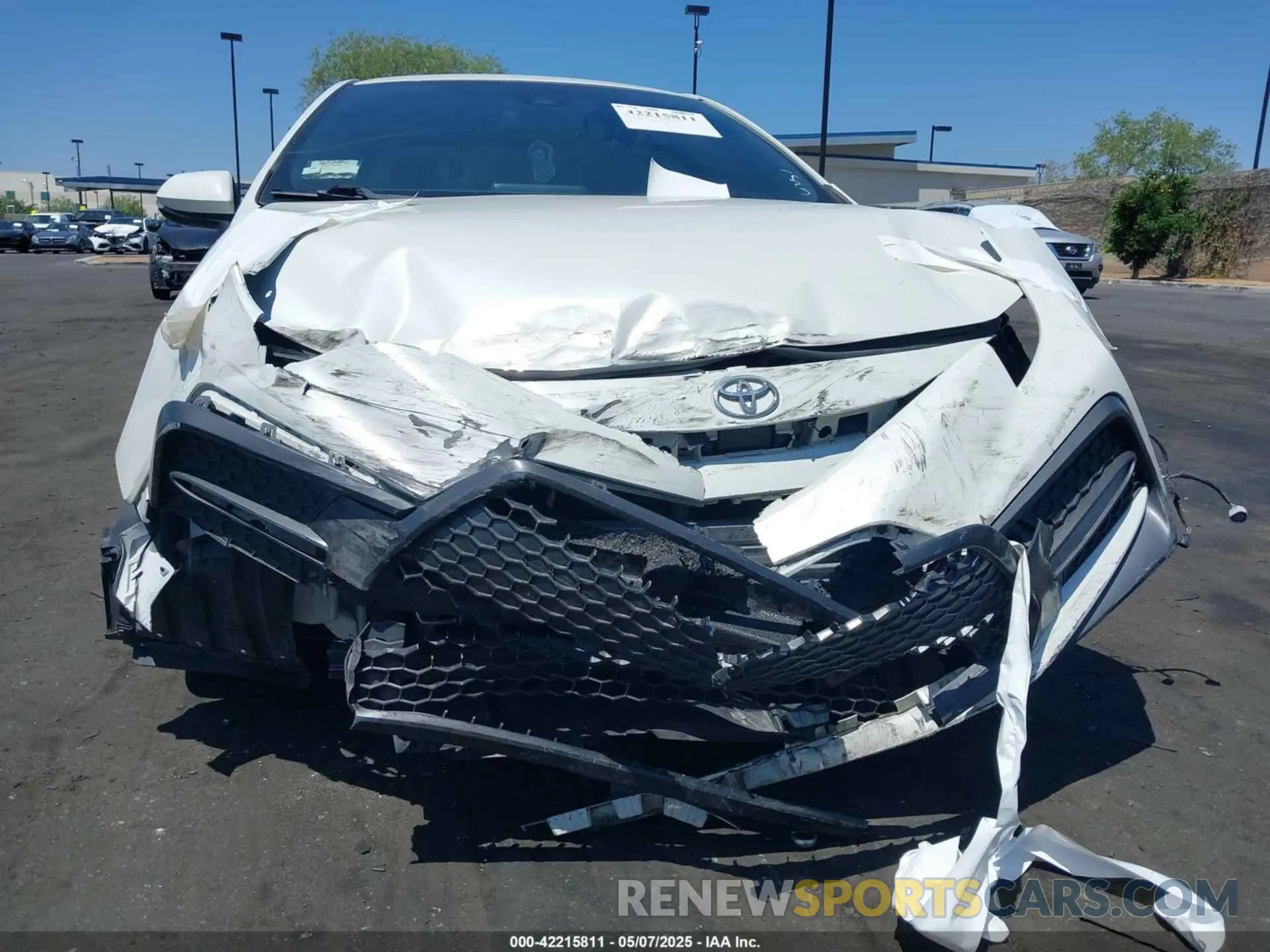 6 Photograph of a damaged car 5YFM4RCE4LP048936 TOYOTA COROLLA 2020