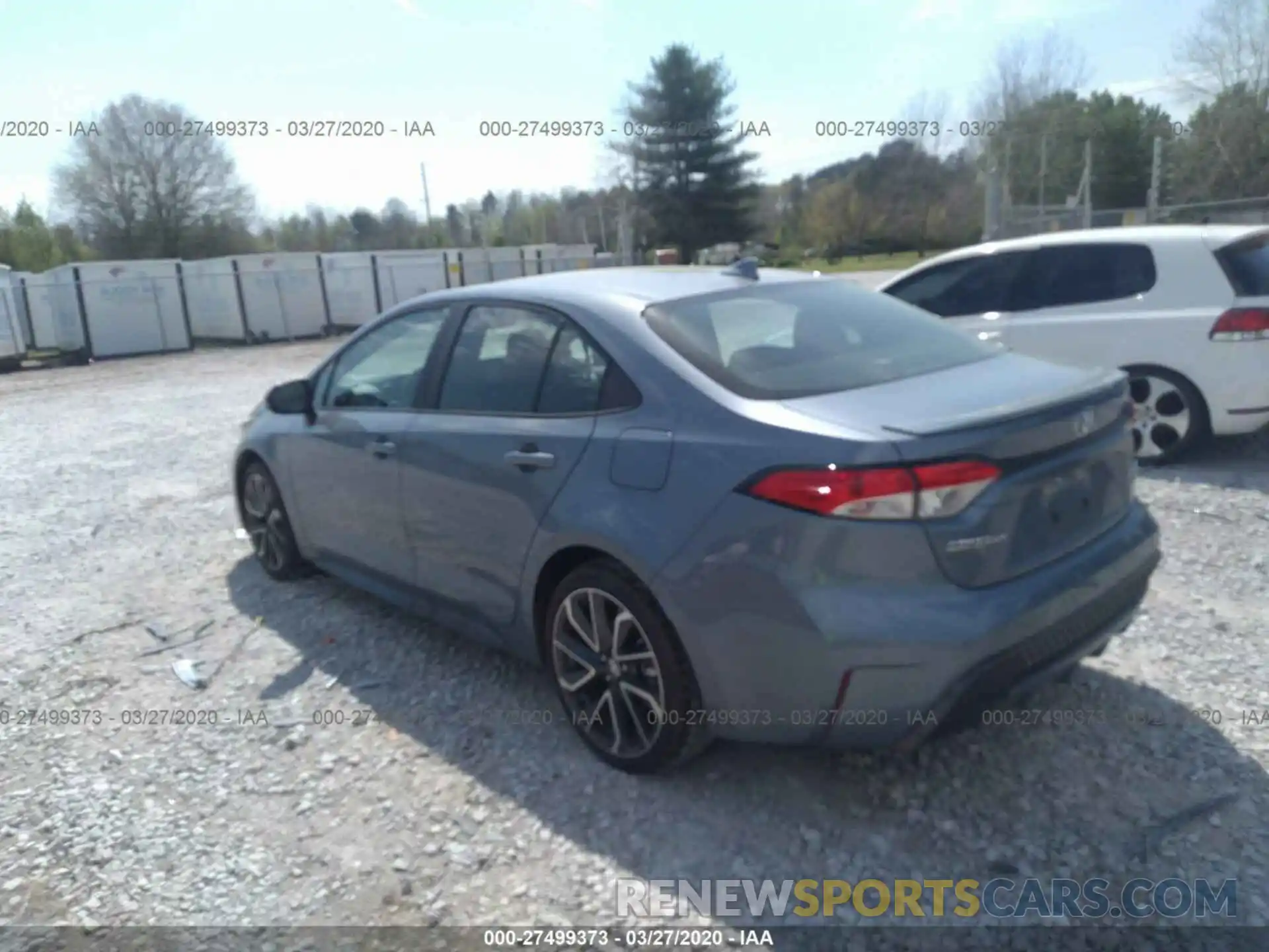 3 Photograph of a damaged car 5YFM4RCE5LP039498 TOYOTA COROLLA 2020