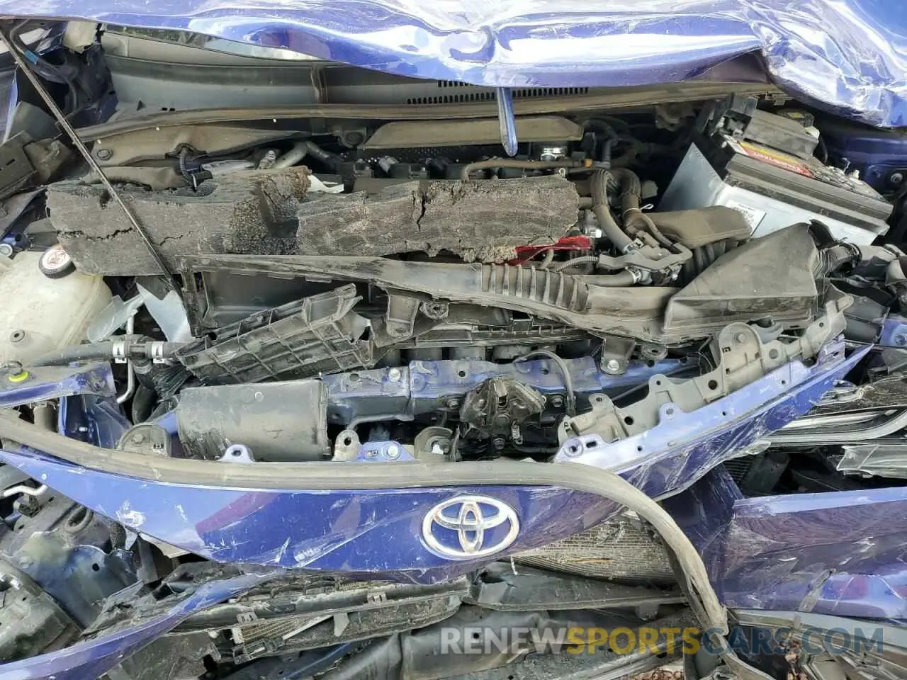 11 Photograph of a damaged car 5YFM4RCE5LP042028 TOYOTA COROLLA 2020