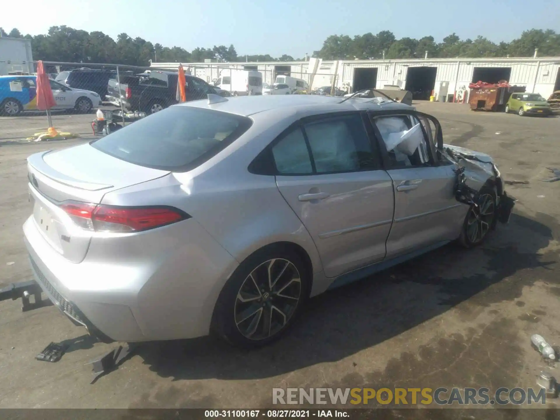 4 Photograph of a damaged car 5YFP4RCE0LP046145 TOYOTA COROLLA 2020