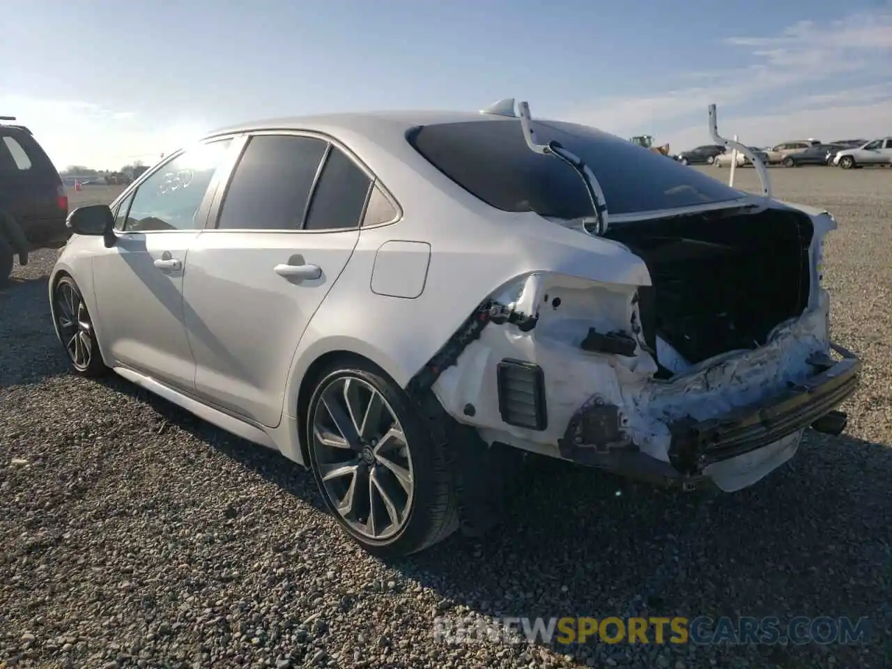 3 Photograph of a damaged car 5YFP4RCE0LP052088 TOYOTA COROLLA 2020