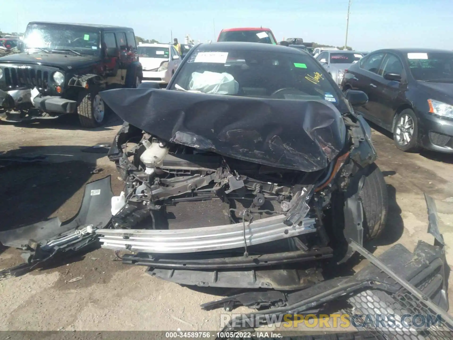 6 Photograph of a damaged car 5YFP4RCE1LP013557 TOYOTA COROLLA 2020