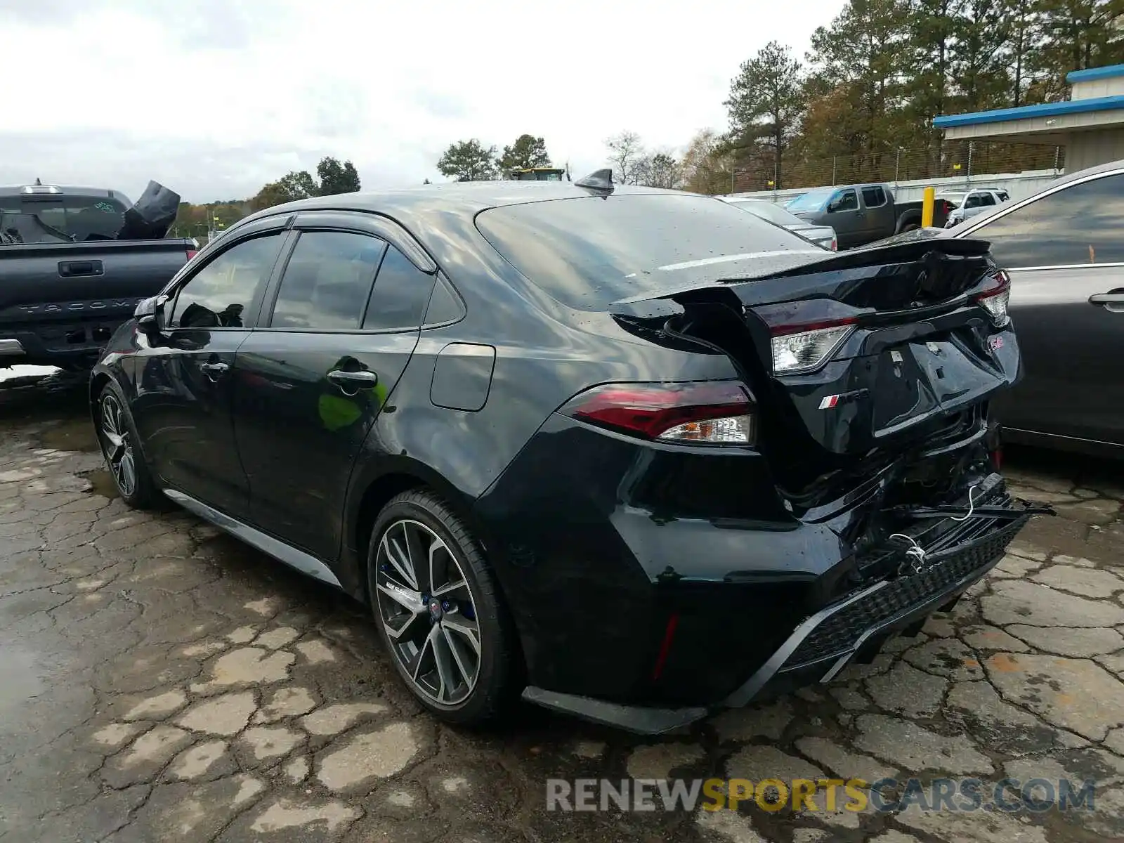 3 Photograph of a damaged car 5YFP4RCE1LP044176 TOYOTA COROLLA 2020