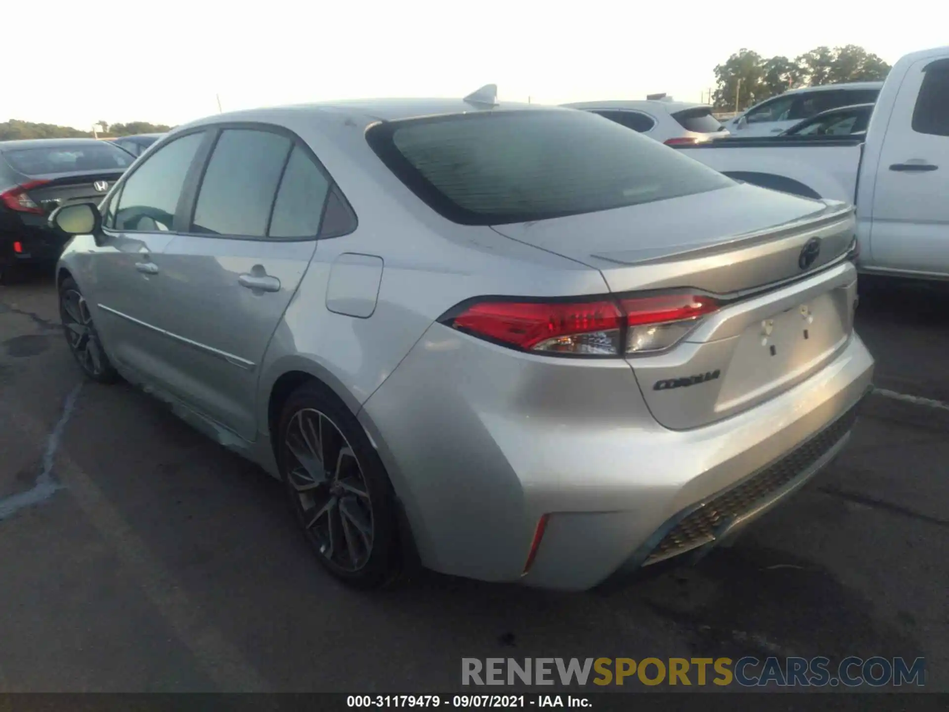 3 Photograph of a damaged car 5YFP4RCE2LP025958 TOYOTA COROLLA 2020