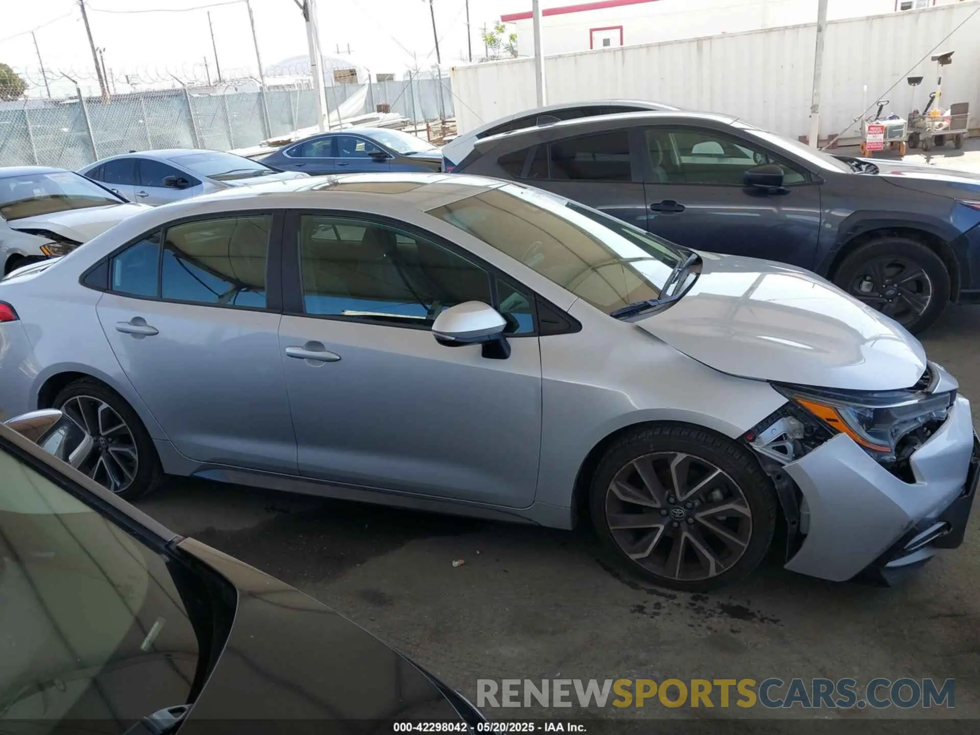 13 Photograph of a damaged car 5YFP4RCE2LP048270 TOYOTA COROLLA 2020