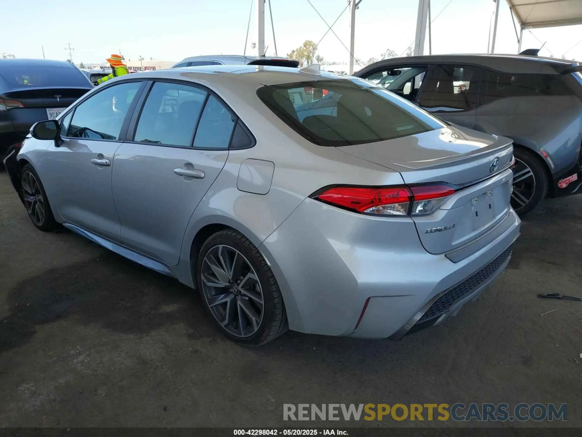 3 Photograph of a damaged car 5YFP4RCE2LP048270 TOYOTA COROLLA 2020
