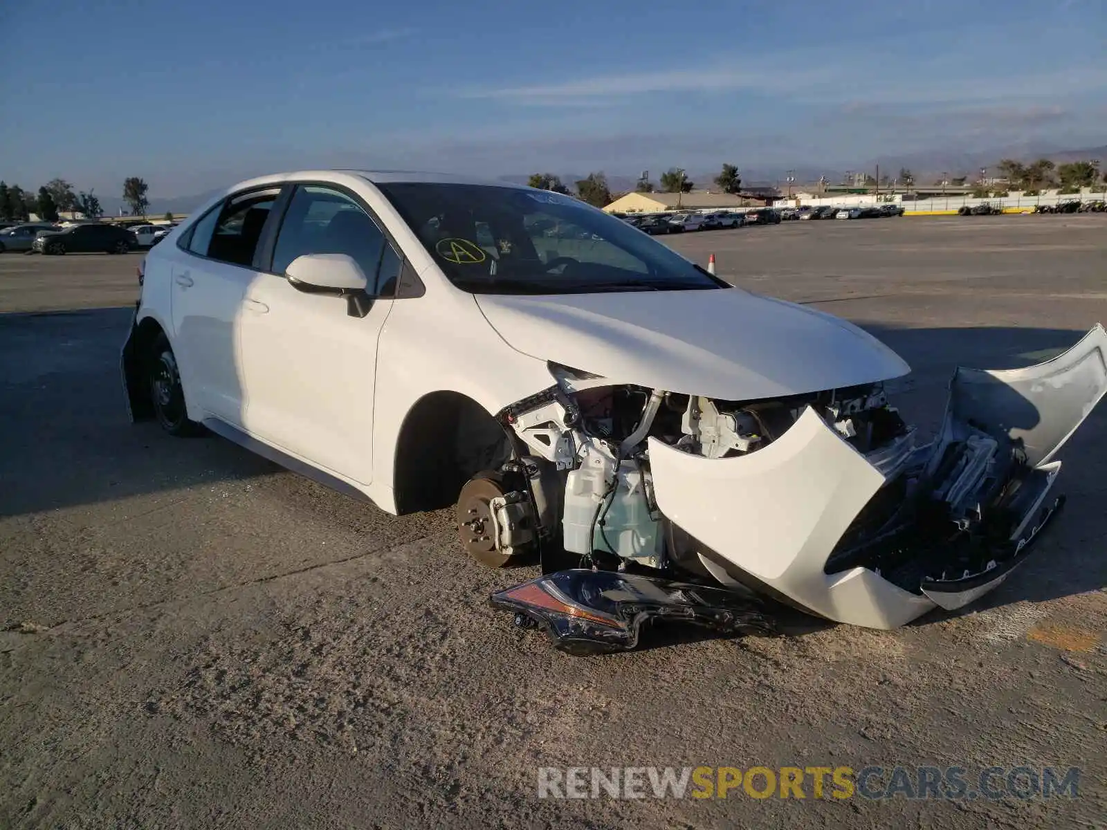 1 Photograph of a damaged car 5YFP4RCE3LP038265 TOYOTA COROLLA 2020