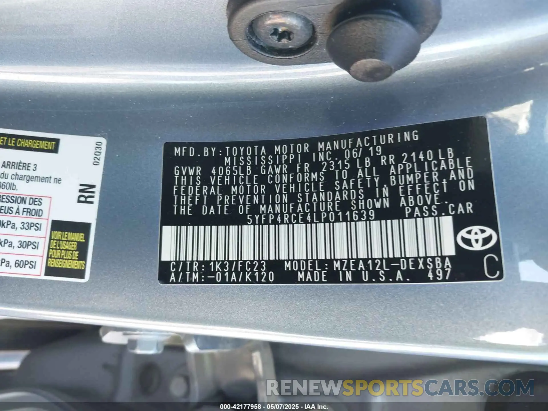 9 Photograph of a damaged car 5YFP4RCE4LP011639 TOYOTA COROLLA 2020