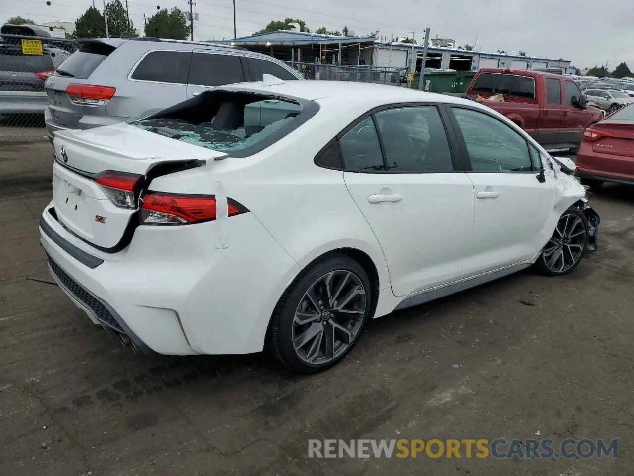 3 Photograph of a damaged car 5YFP4RCE4LP015514 TOYOTA COROLLA 2020