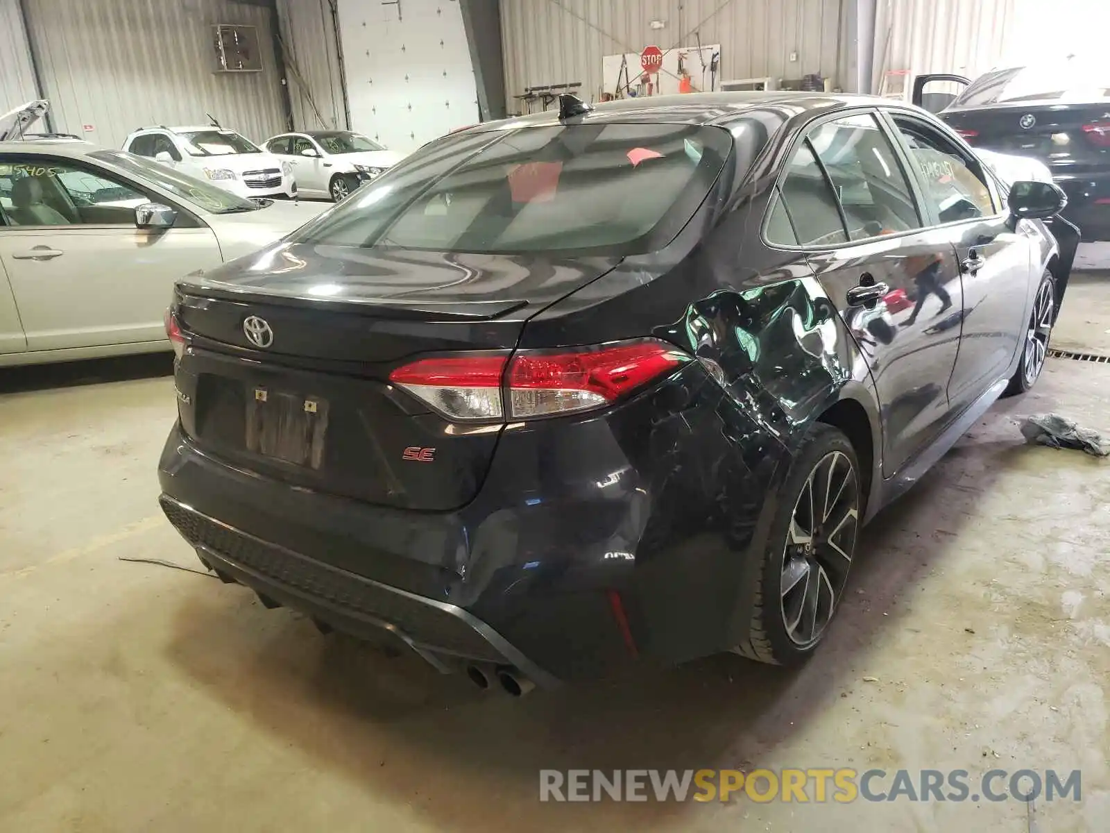 4 Photograph of a damaged car 5YFP4RCE6LP013070 TOYOTA COROLLA 2020