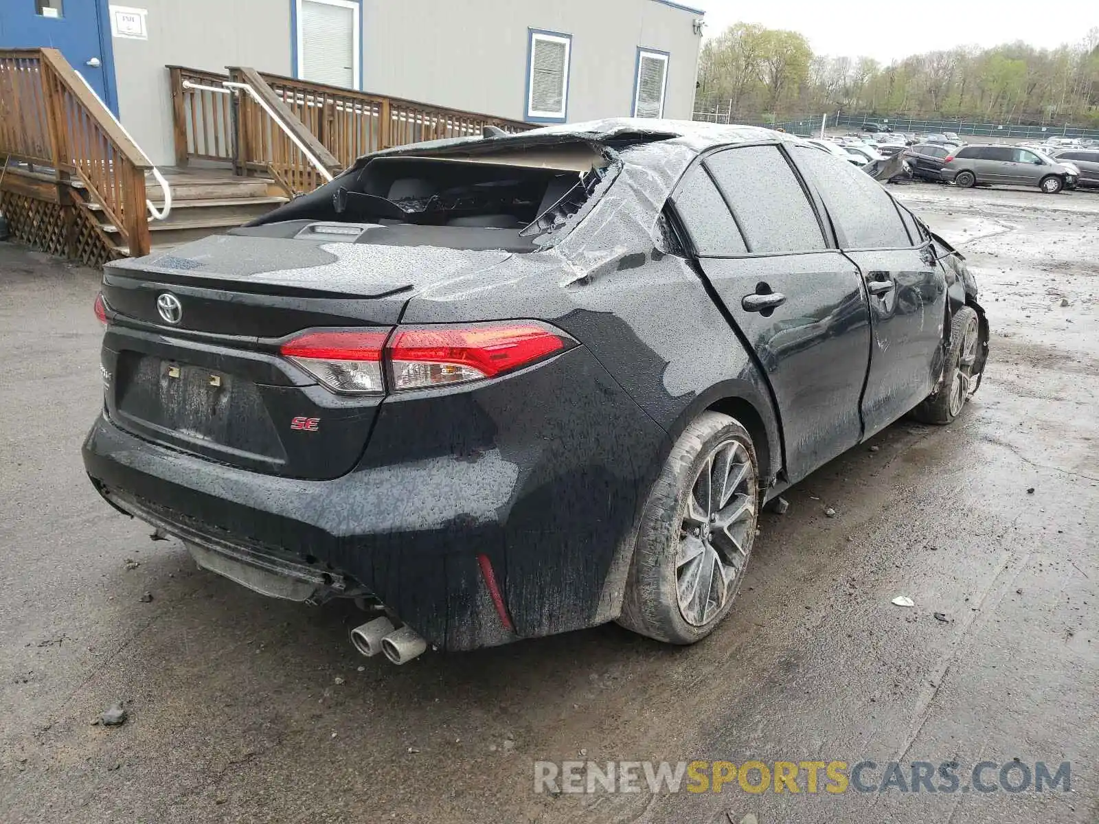 4 Photograph of a damaged car 5YFP4RCE6LP014106 TOYOTA COROLLA 2020