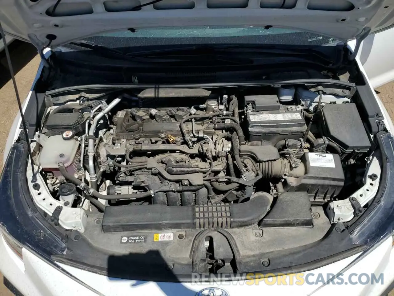 11 Photograph of a damaged car 5YFP4RCE7LP002711 TOYOTA COROLLA 2020