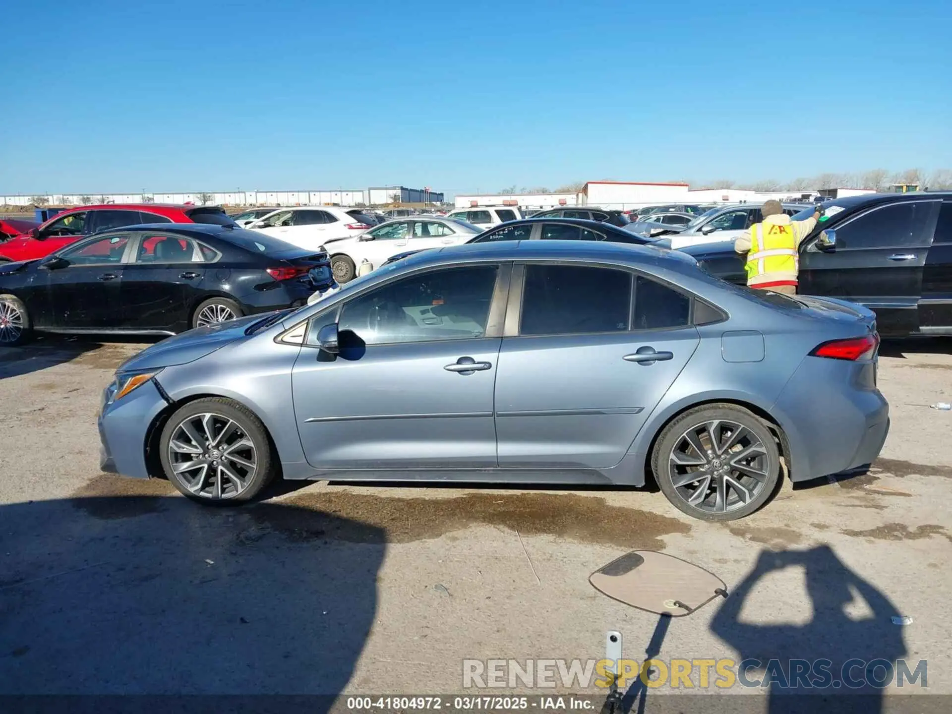 14 Photograph of a damaged car 5YFP4RCE7LP015507 TOYOTA COROLLA 2020