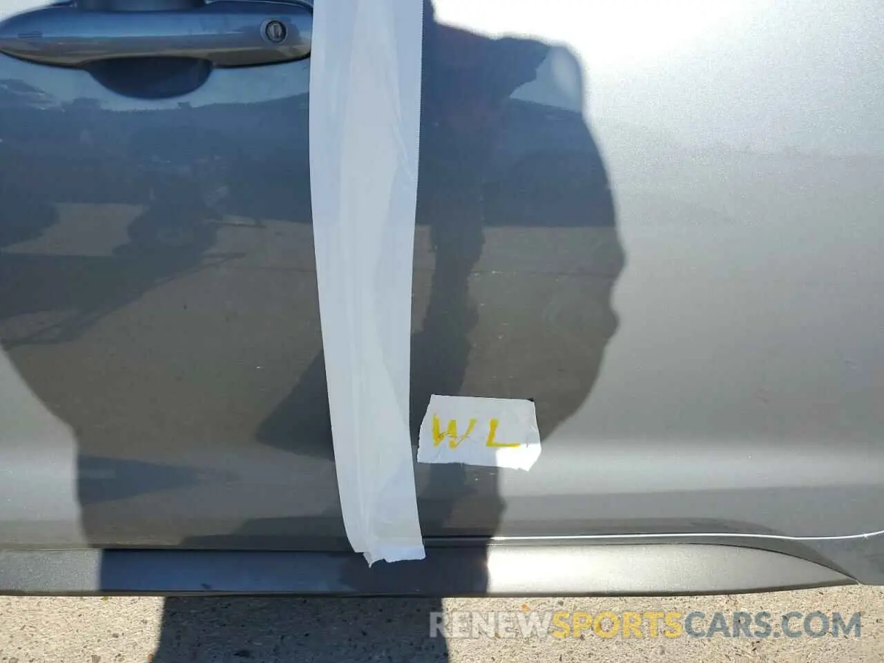 12 Photograph of a damaged car 5YFP4RCE7LP055022 TOYOTA COROLLA 2020