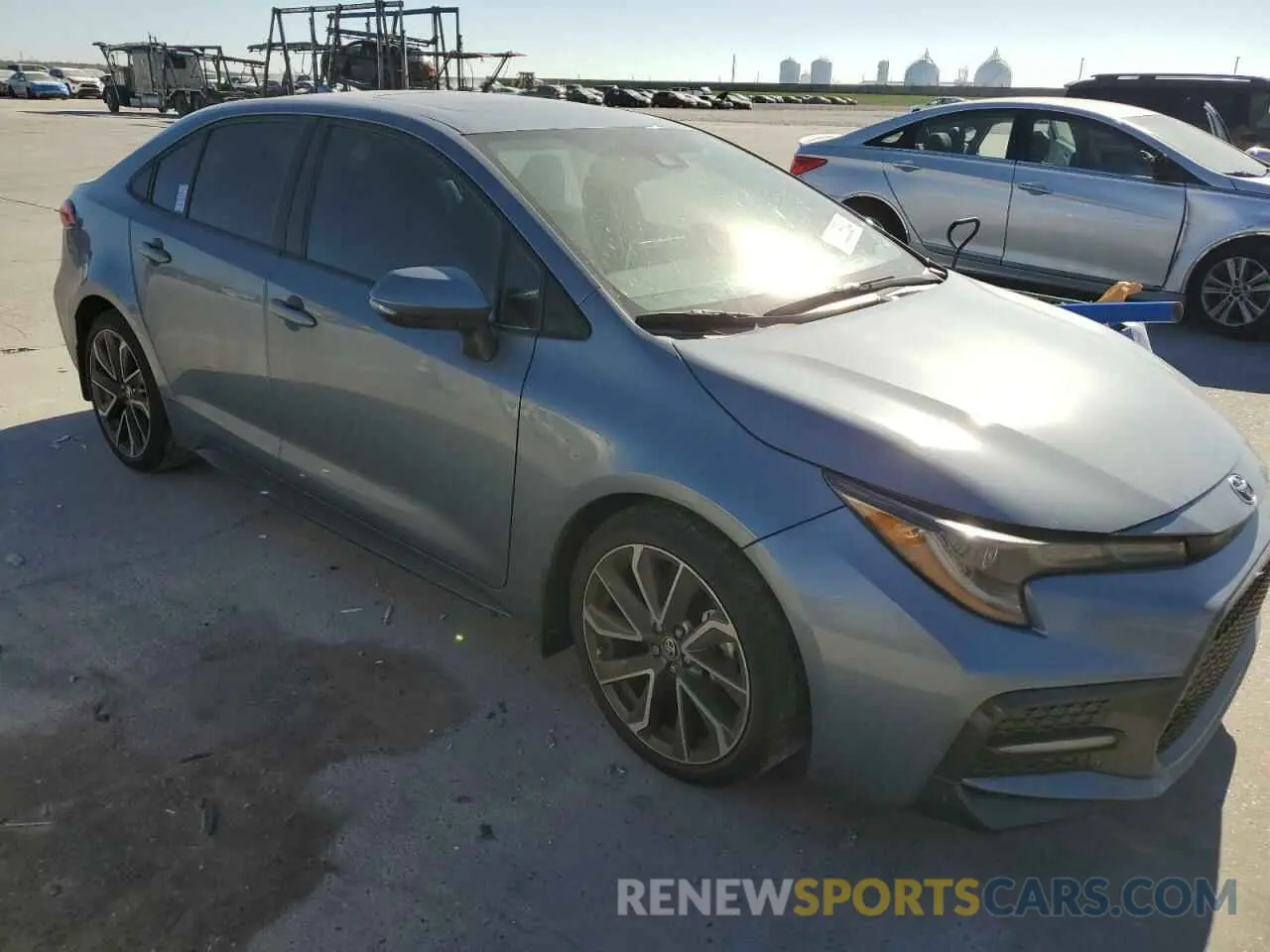 4 Photograph of a damaged car 5YFP4RCE7LP055022 TOYOTA COROLLA 2020