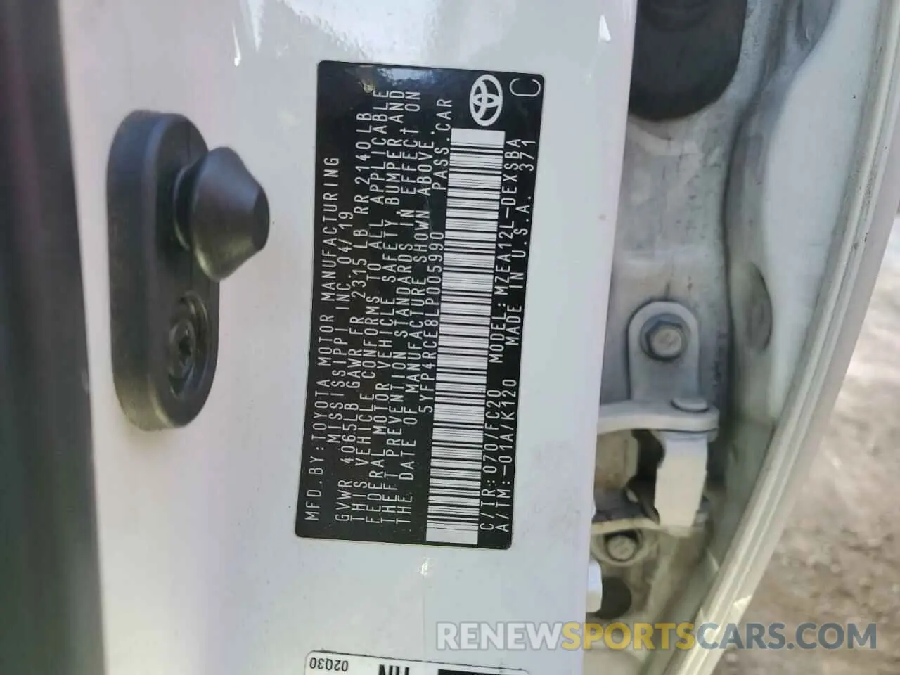 12 Photograph of a damaged car 5YFP4RCE8LP005990 TOYOTA COROLLA 2020