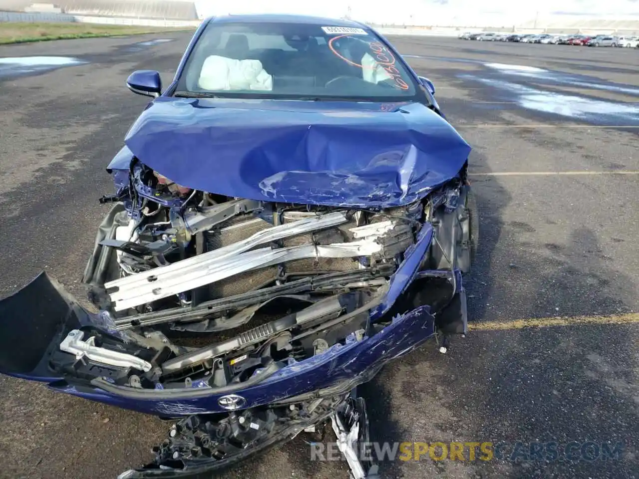 9 Photograph of a damaged car 5YFP4RCE8LP025608 TOYOTA COROLLA 2020