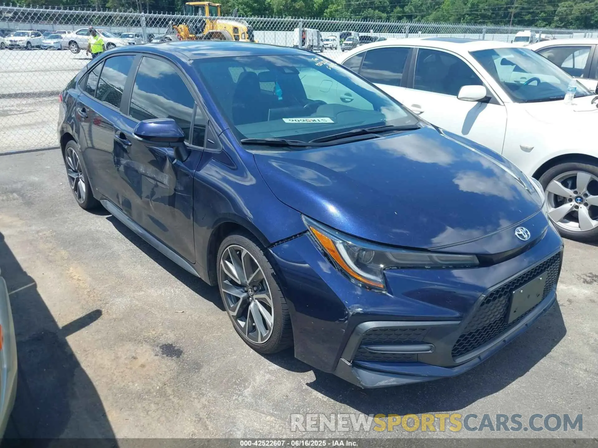 1 Photograph of a damaged car 5YFP4RCE8LP032476 TOYOTA COROLLA 2020