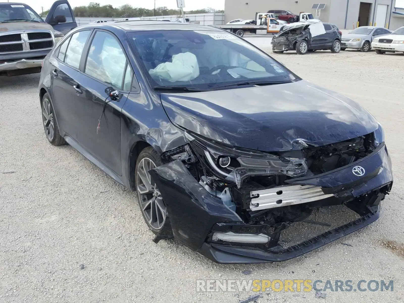 1 Photograph of a damaged car 5YFP4RCE8LP054266 TOYOTA COROLLA 2020
