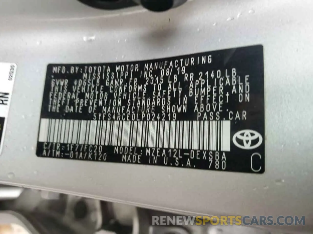 12 Photograph of a damaged car 5YFS4RCE0LP024219 TOYOTA COROLLA 2020