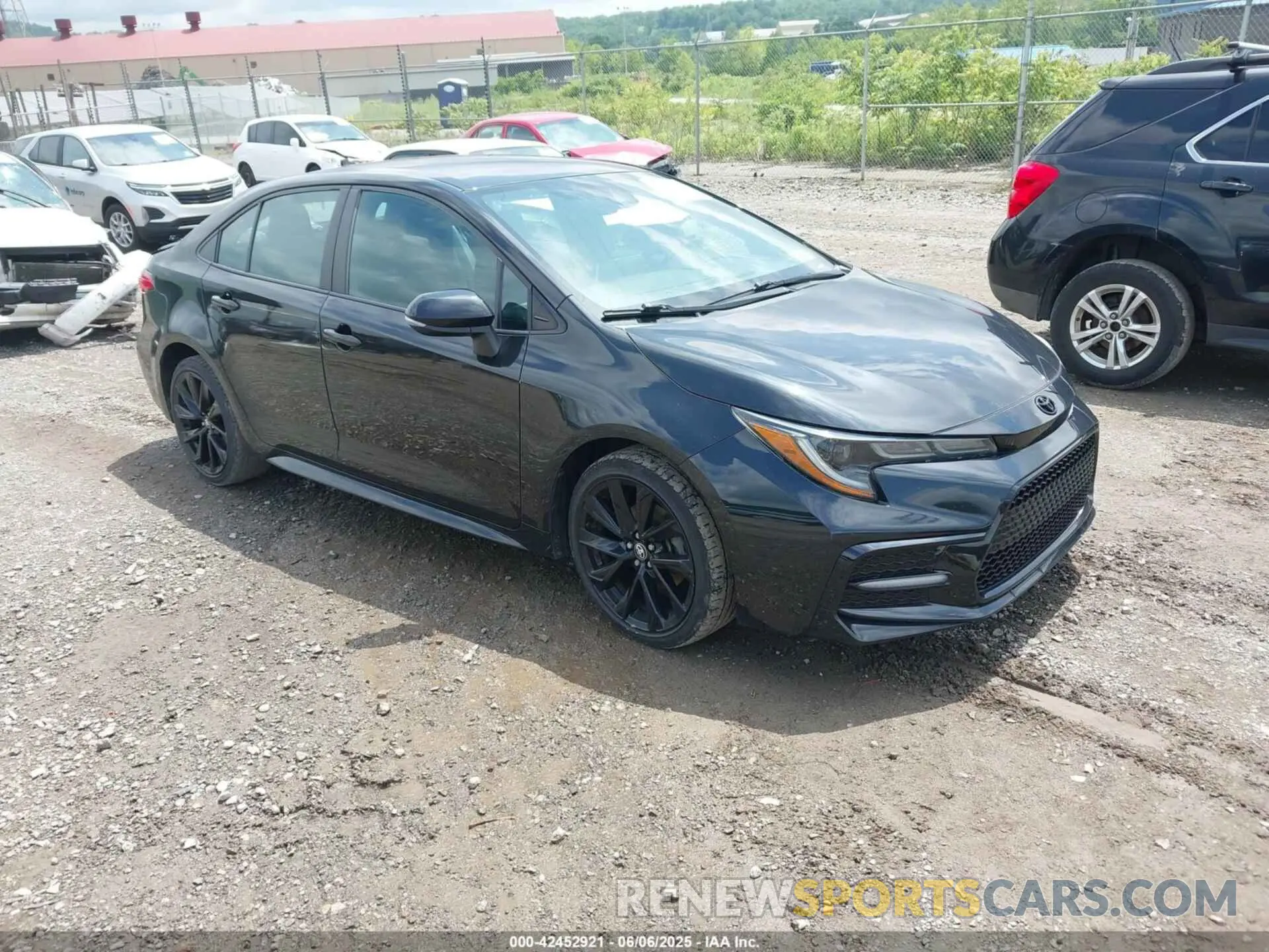 1 Photograph of a damaged car 5YFS4RCE0LP033826 TOYOTA COROLLA 2020