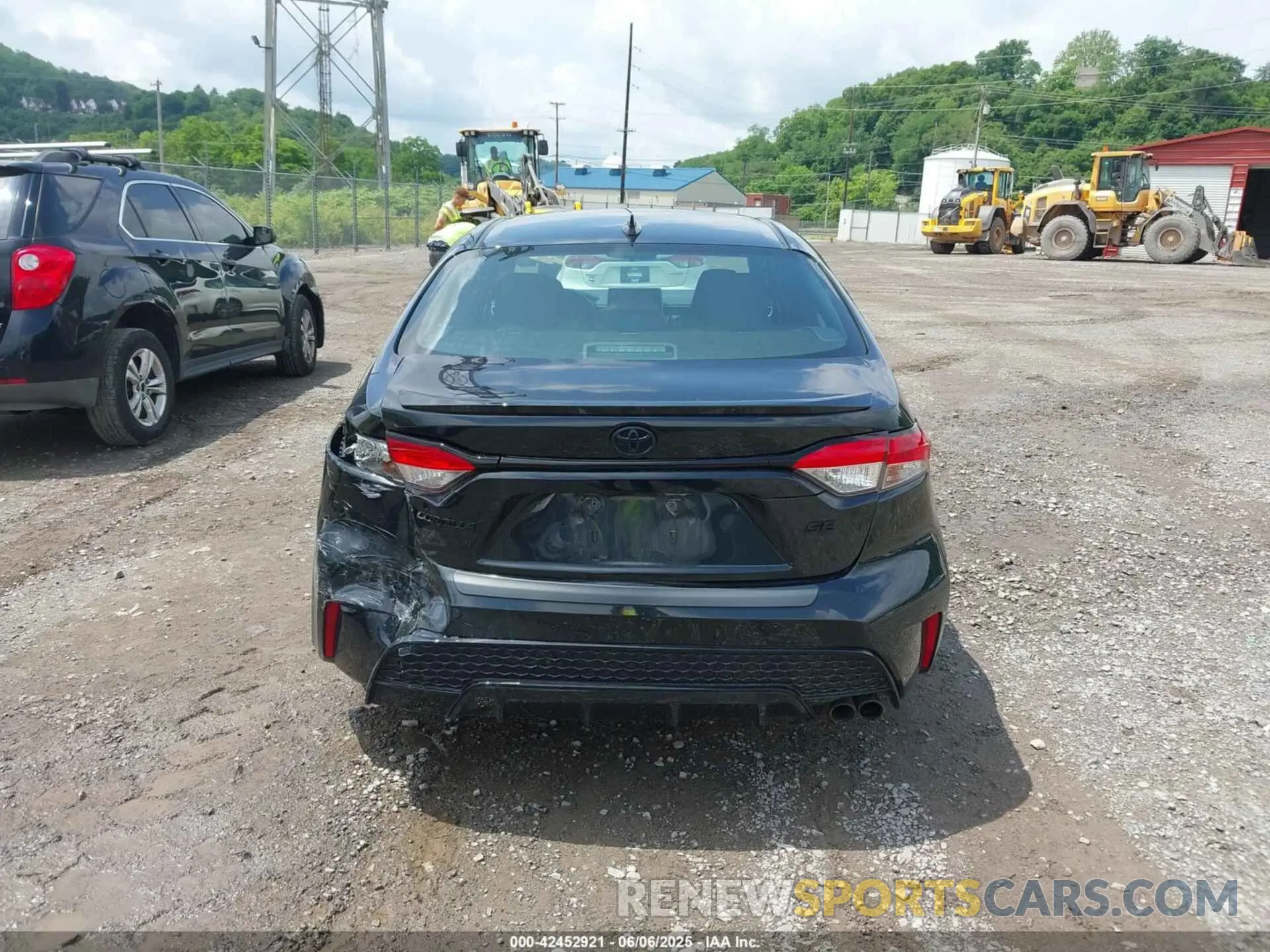 16 Photograph of a damaged car 5YFS4RCE0LP033826 TOYOTA COROLLA 2020
