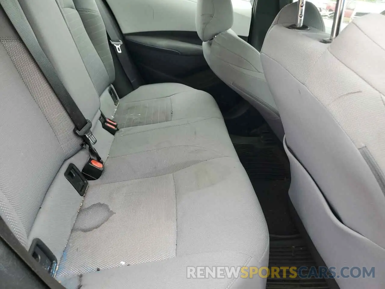 10 Photograph of a damaged car 5YFS4RCE0LP039254 TOYOTA COROLLA 2020
