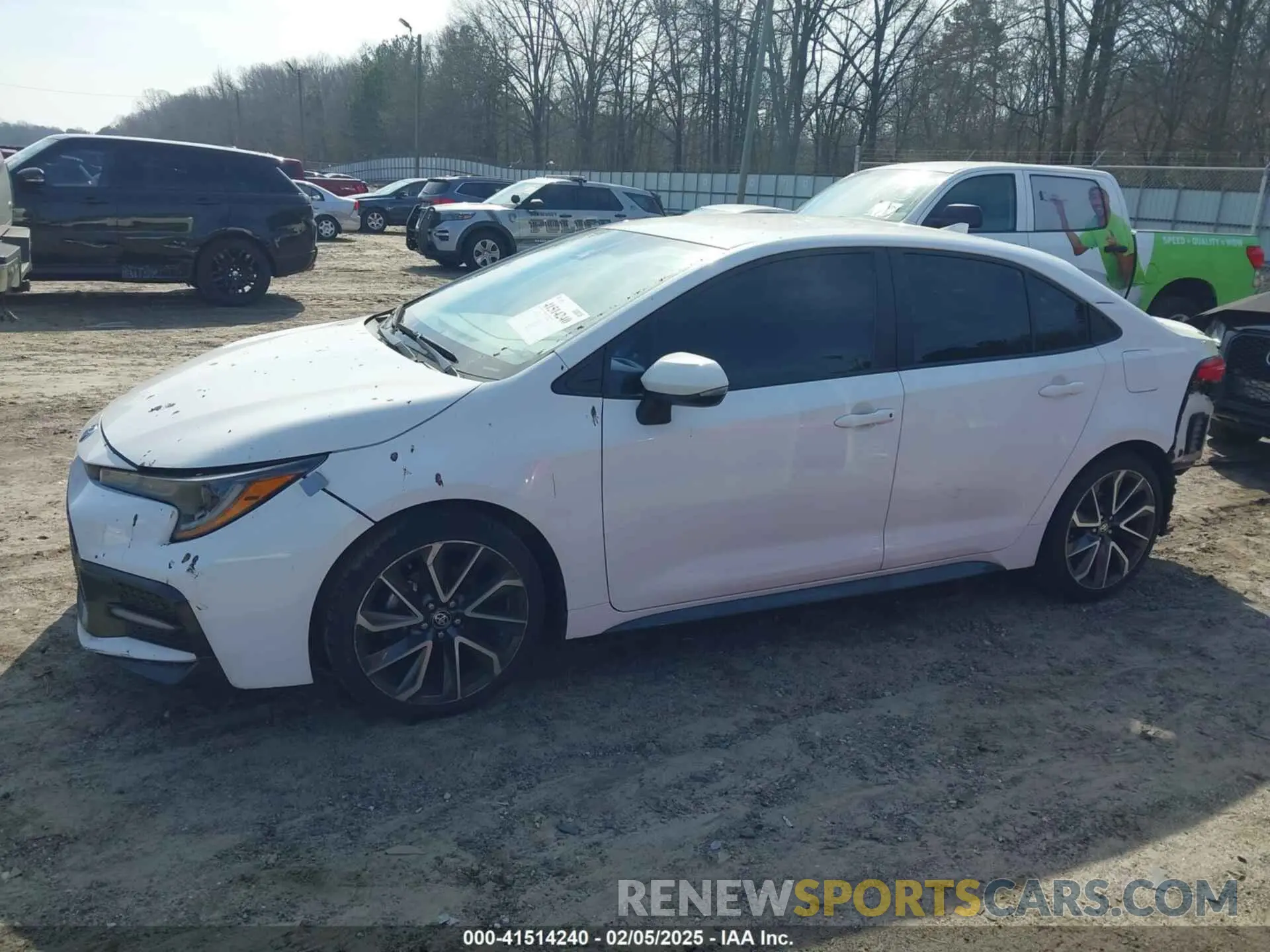 15 Photograph of a damaged car 5YFS4RCE0LP052702 TOYOTA COROLLA 2020