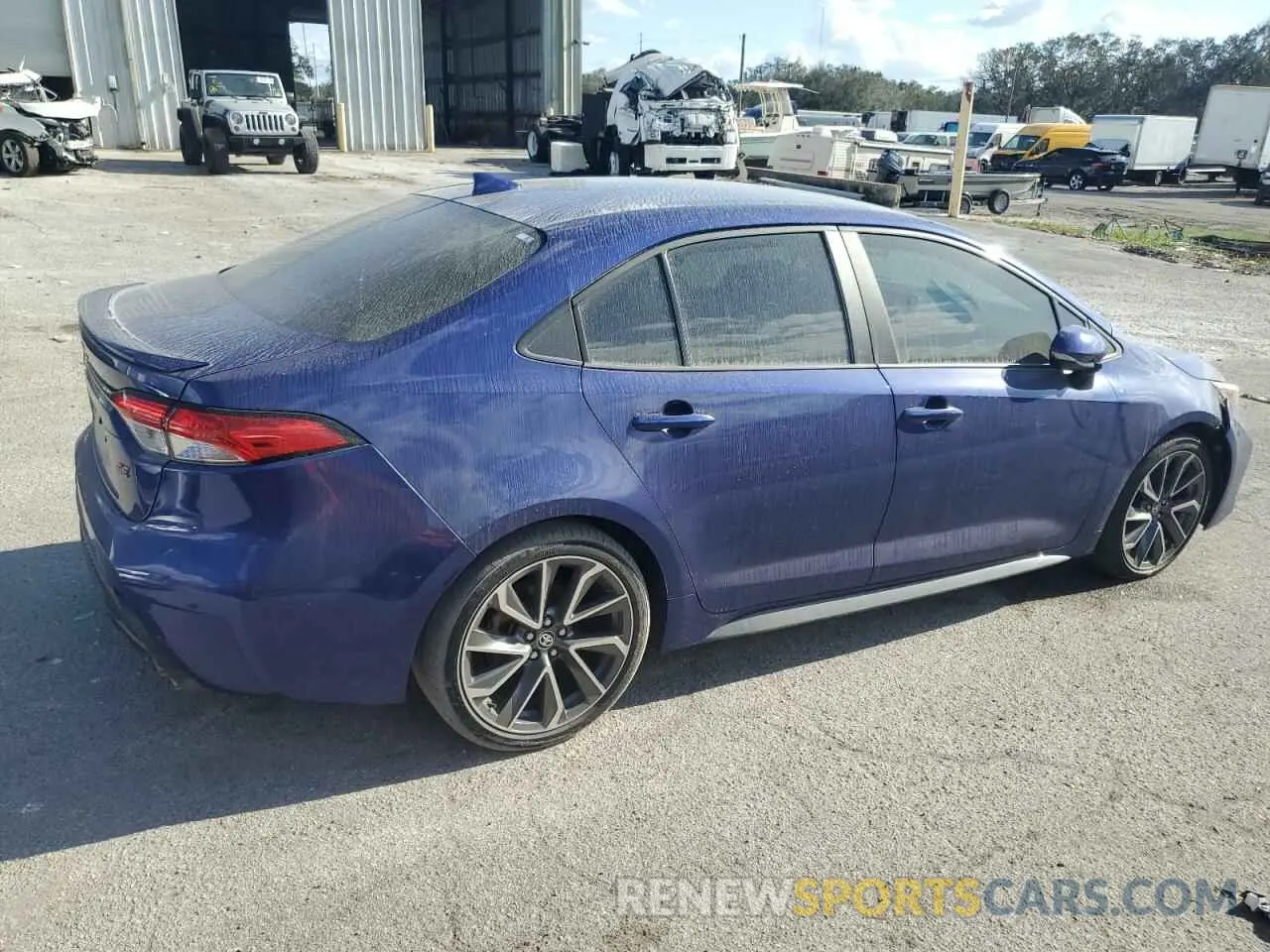 3 Photograph of a damaged car 5YFS4RCE0LP054286 TOYOTA COROLLA 2020
