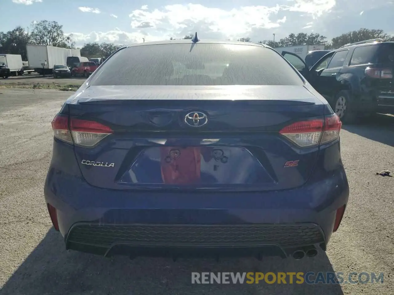 6 Photograph of a damaged car 5YFS4RCE0LP054286 TOYOTA COROLLA 2020