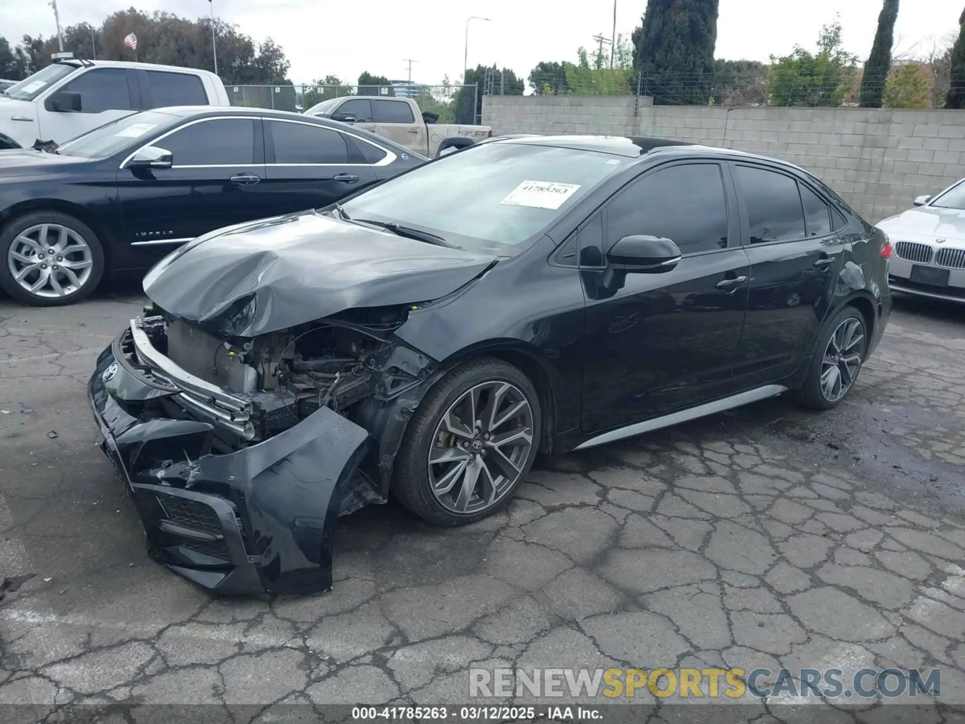 2 Photograph of a damaged car 5YFS4RCE0LP054465 TOYOTA COROLLA 2020