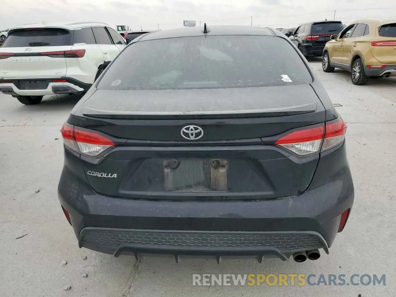 6 Photograph of a damaged car 5YFS4RCE0LP056054 TOYOTA COROLLA 2020