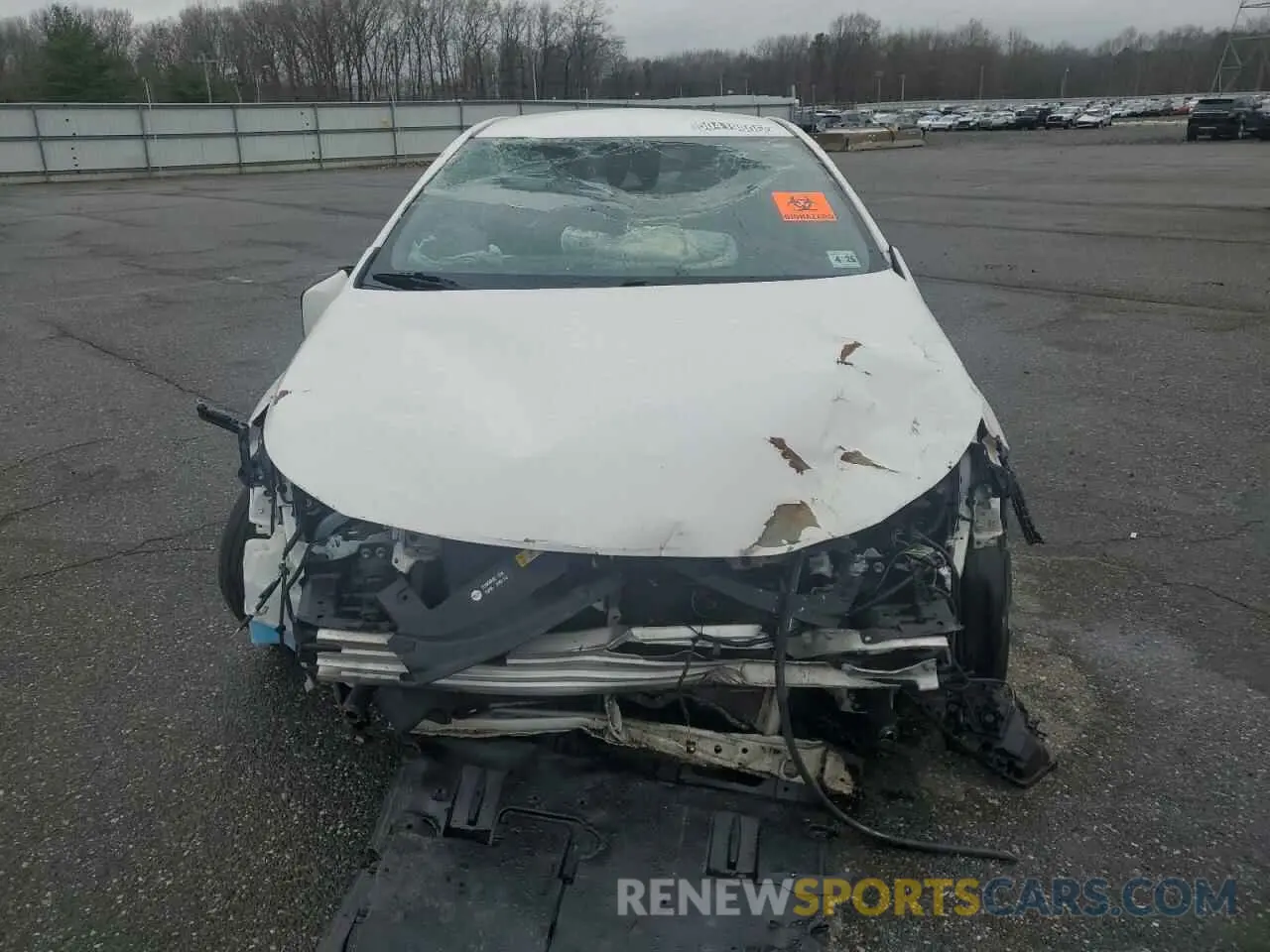 5 Photograph of a damaged car 5YFS4RCE1LP040039 TOYOTA COROLLA 2020