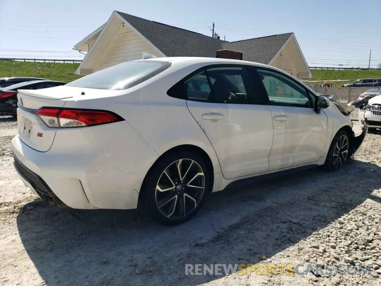 3 Photograph of a damaged car 5YFS4RCE1LP041658 TOYOTA COROLLA 2020