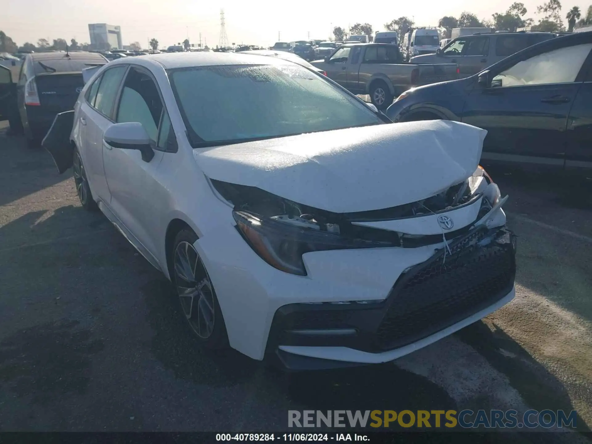 1 Photograph of a damaged car 5YFS4RCE1LP053499 TOYOTA COROLLA 2020