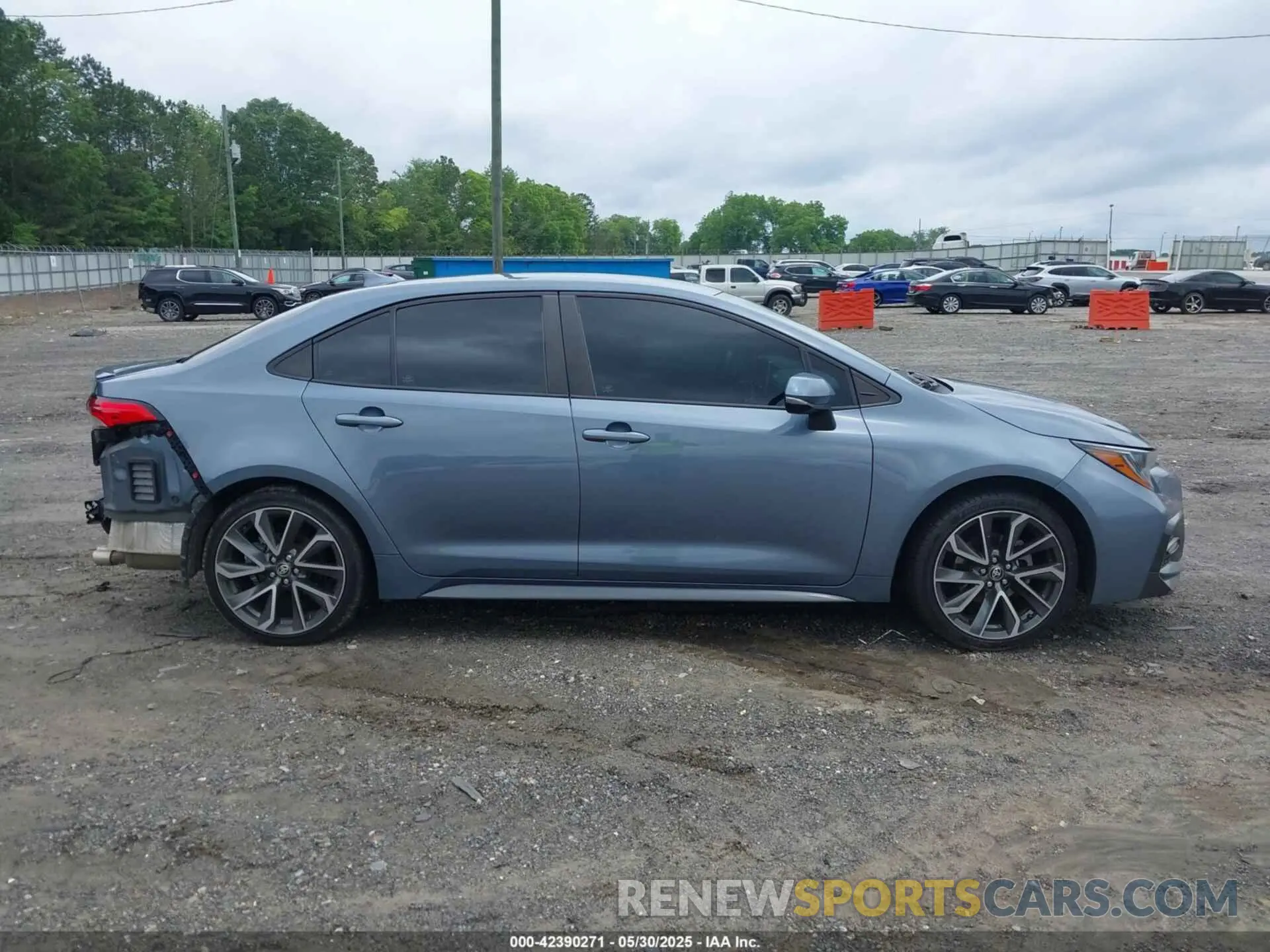 14 Photograph of a damaged car 5YFS4RCE1LP057357 TOYOTA COROLLA 2020